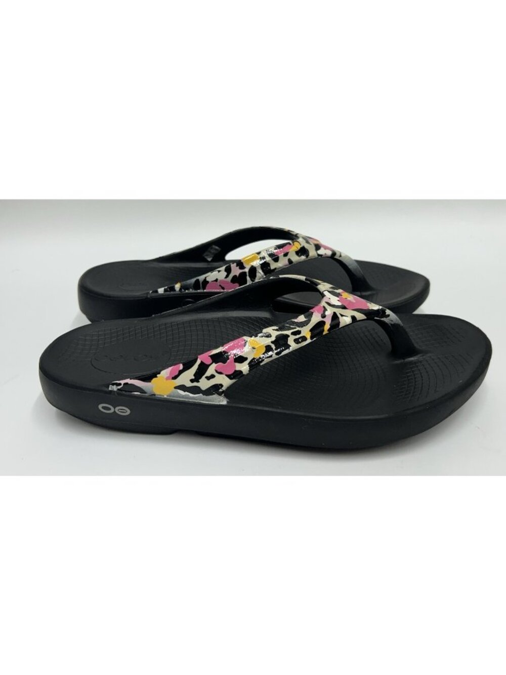 Oofos Oolala Limited Flip Flop Sandals Womens Size 9 EU40 Black Tiger Lily